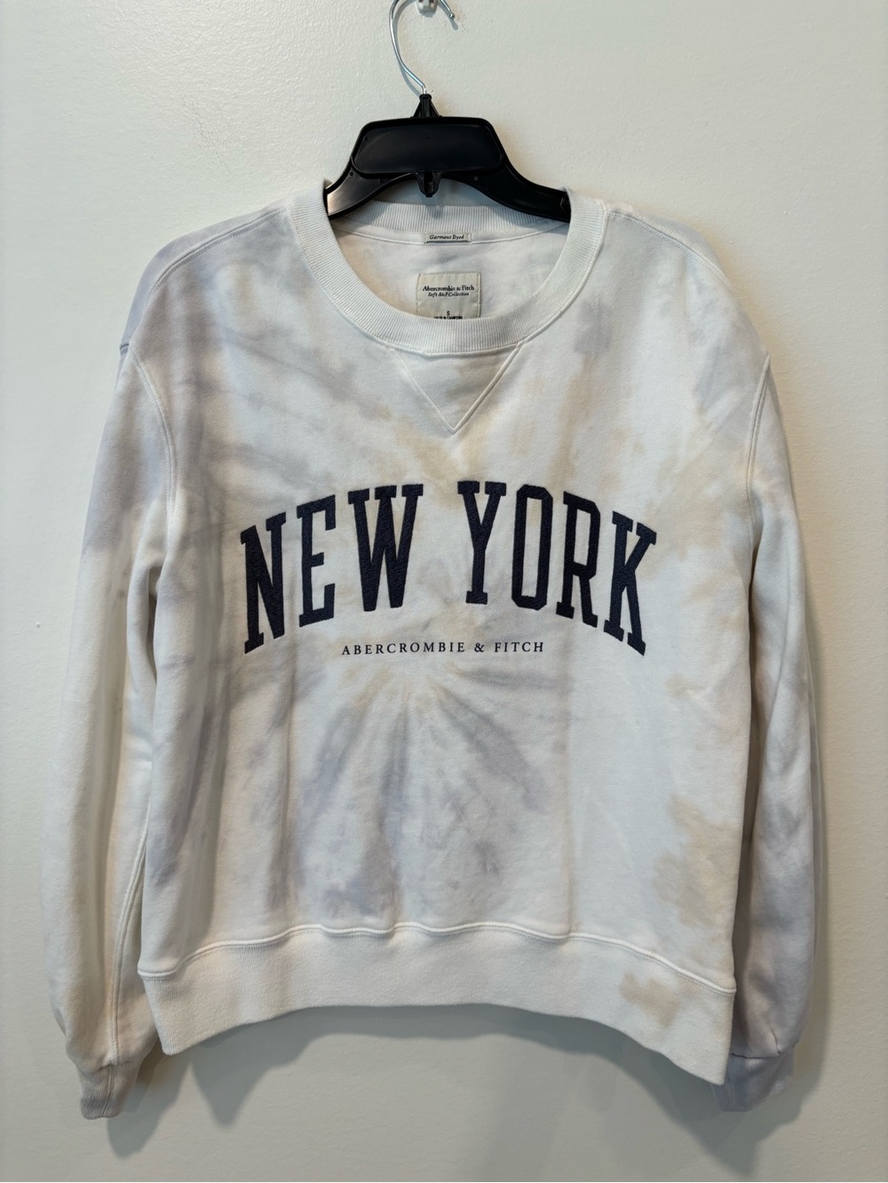 Abercrombie & Fitch White and Gray Tie-Dye New York Crewneck